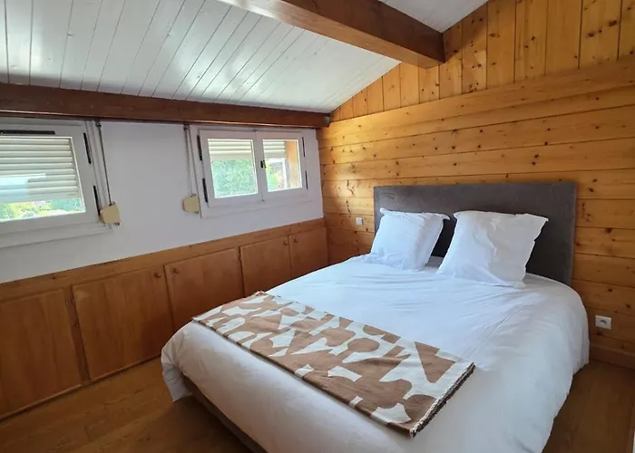 Grand Proche Centre Lägenhet *